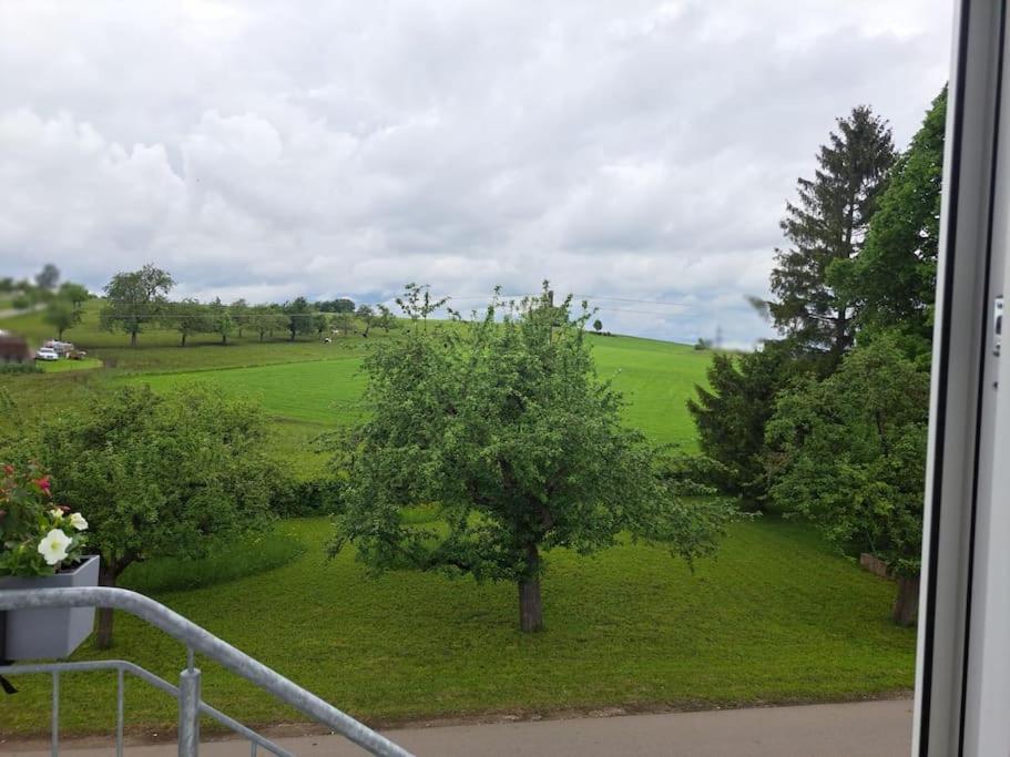 Ferienwohnung Heuboden Huefingen Екстер'єр фото