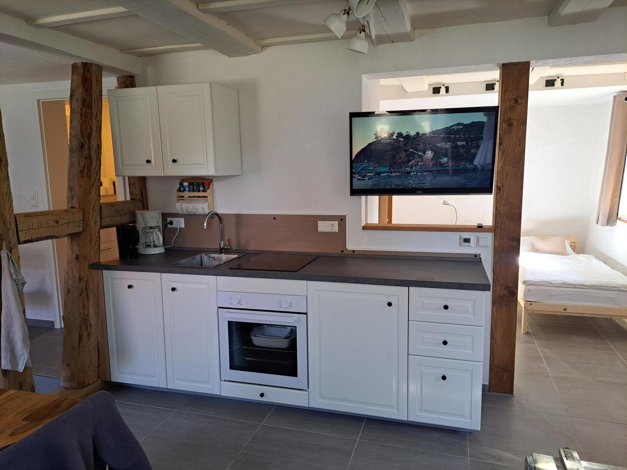 Ferienwohnung Heuboden Huefingen Екстер'єр фото