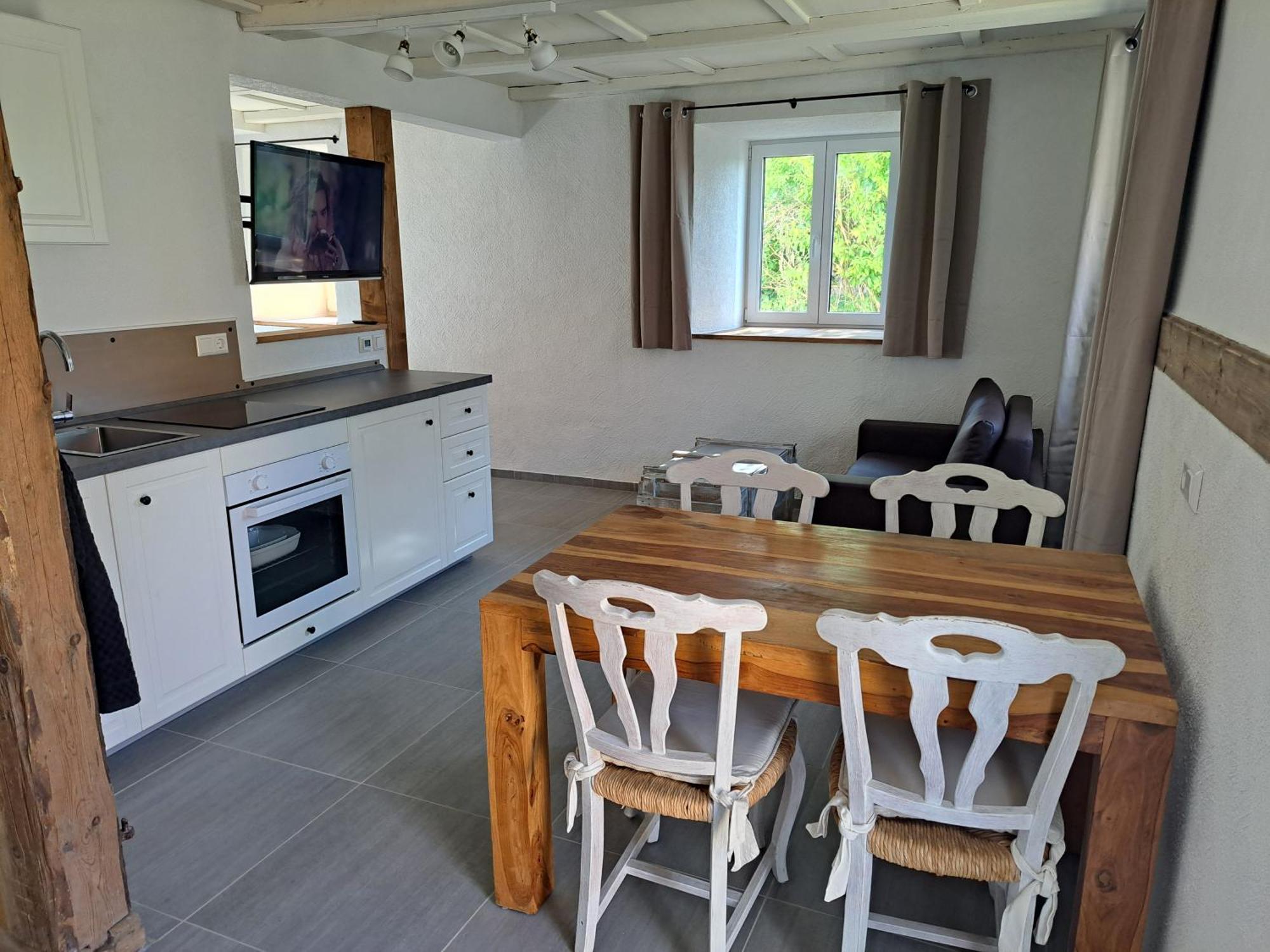 Ferienwohnung Heuboden Huefingen Екстер'єр фото